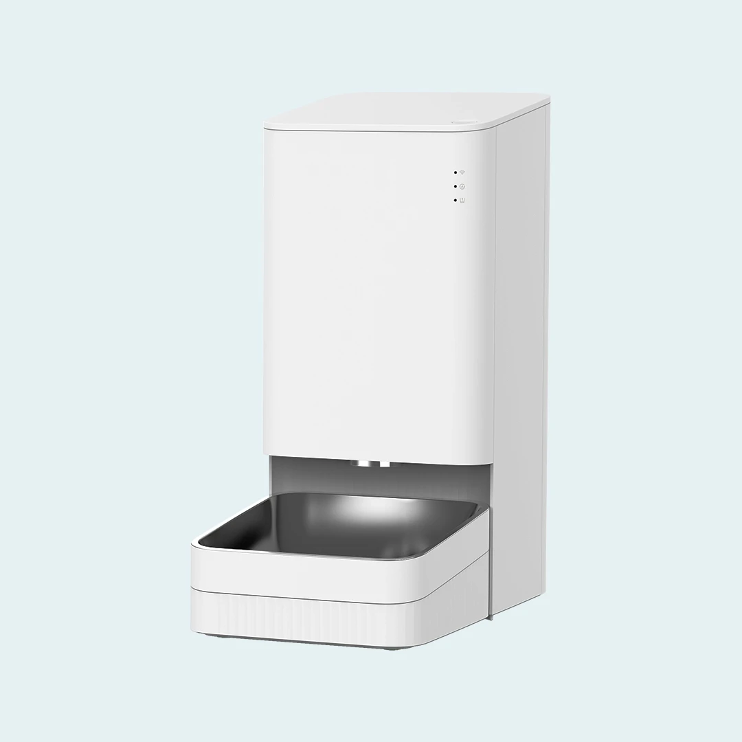 Smart Pet Feeder – automatic feeding, remote control and built-in emergency power supply. Smart Pet Feeder - automatic feeding, remote control and built-in emergency power supply.